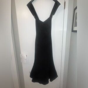 JONES NEW YORK DRESS. Evening Dress. Black ,Size 12. Rhinestone clips .